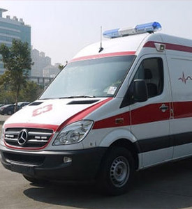 集安市奔驰凌特重症监护车